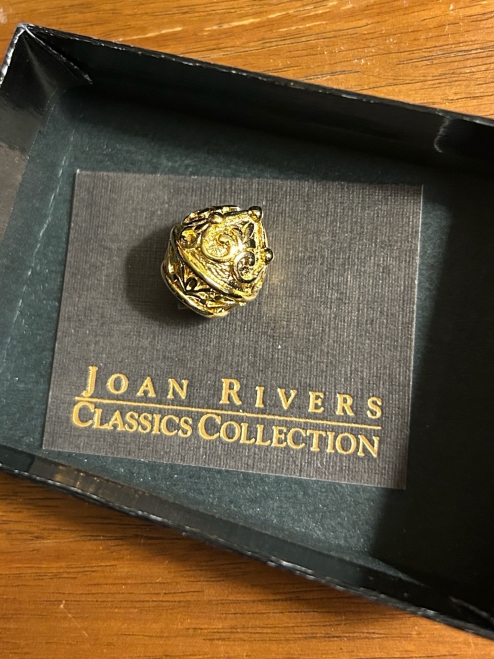 Joan Rivers Gold-Tone Hinged Bracelet W/ 5 Sets Of Interchangeable Tips/Charms - Picture 7 of 11